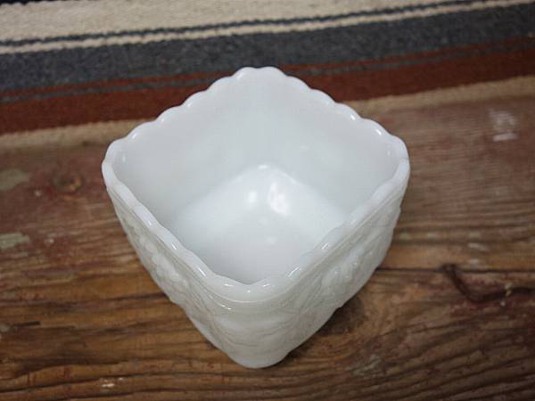 ファイヤーキング ブドウ柄エンボス プランター 美品 046 フラワー 