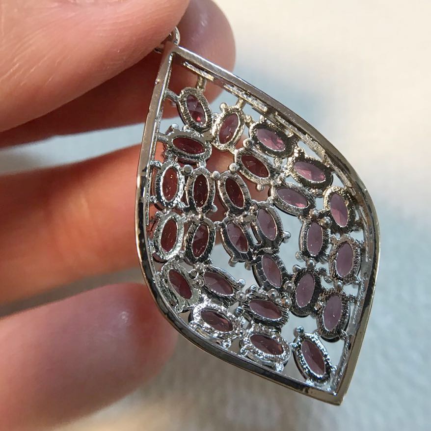 アメジストたっぷりのゴージャスペンダントトップ★シルバー刻印ネックレストップ★カラーストーン宝石クリスマスレディースアクセサリー