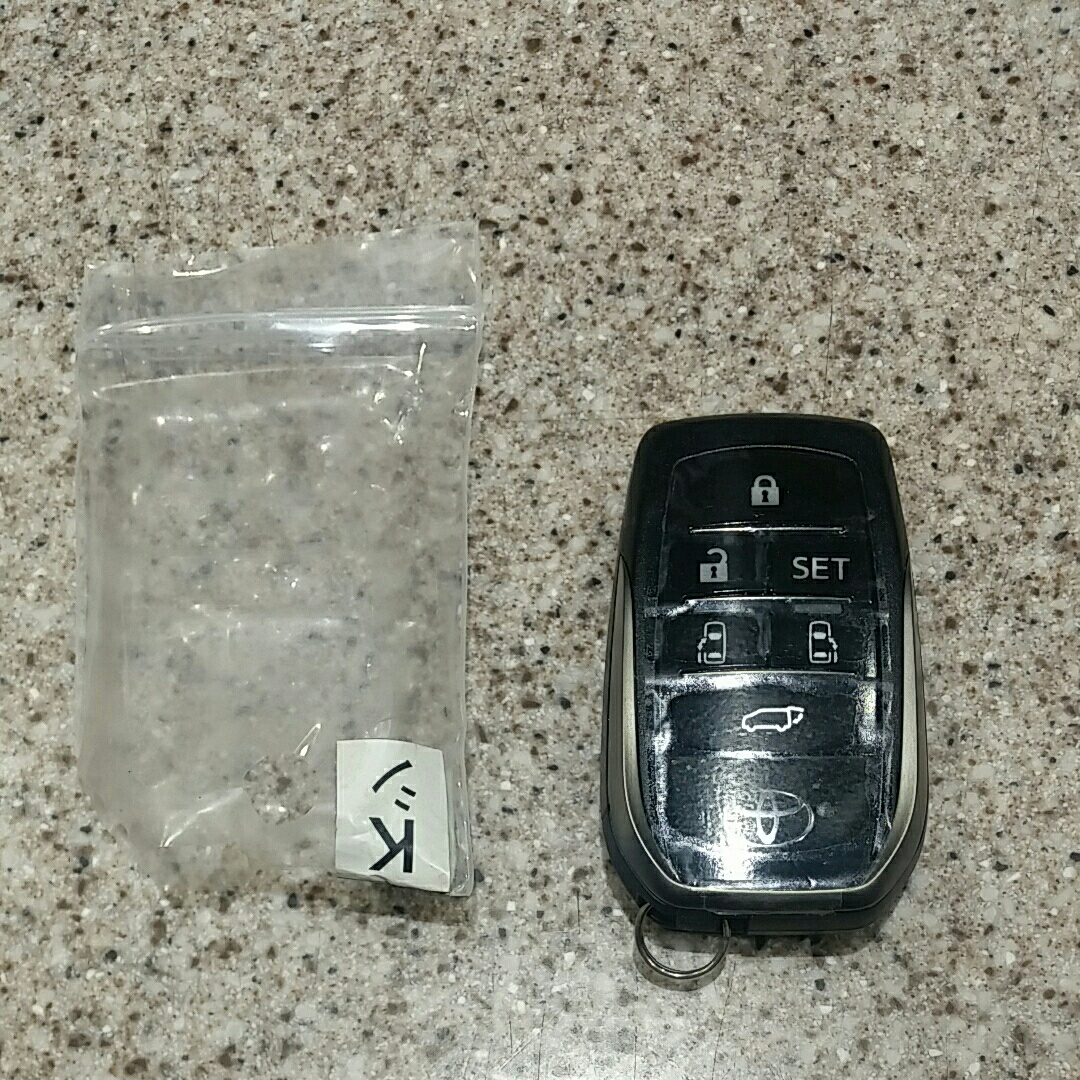 アルファード 30系 純正 スマートキー 6ボタン　