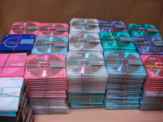 MDディスク　/ブランクディスク　/　ケースなし　320枚