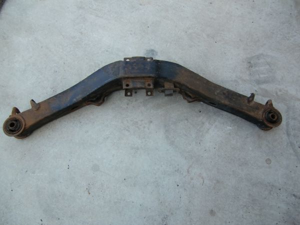 ハコスカ　KGC10　GC10　リヤメンバー