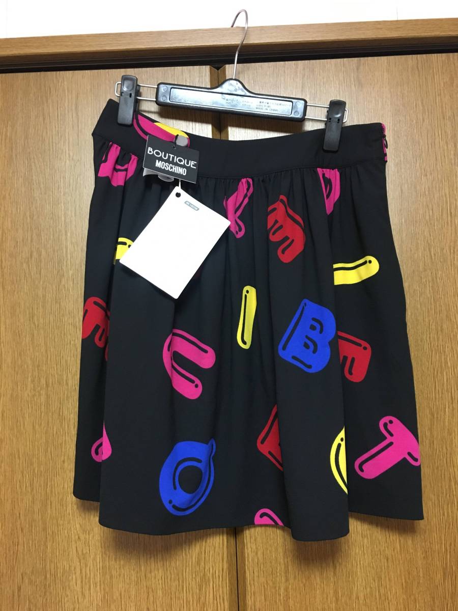 ブディックモスキーノ新品未使用スカート40可愛い