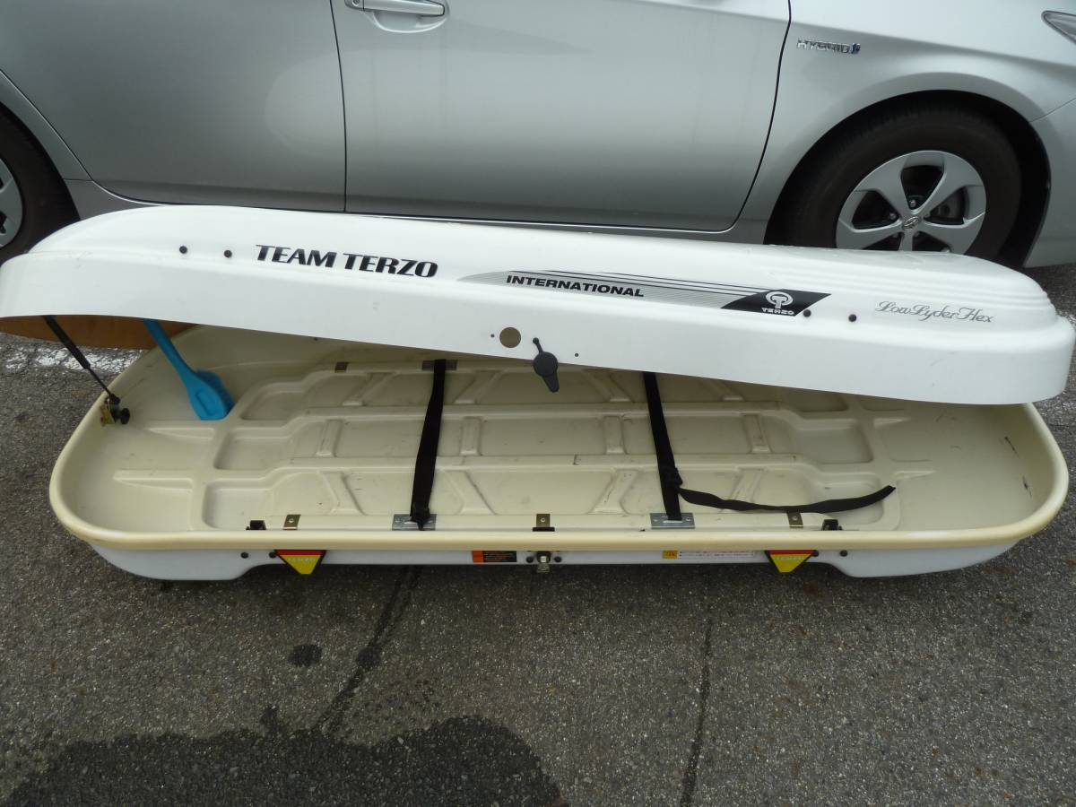 【ダンパー１本難あり】　ＴＥＲＺＯ　ローライダー　ルーフボックス　ホワイト/白　愛知県豊田市　店頭引取/店舗配送のみ