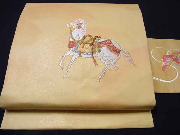 花美人着物■九寸名古屋帯　唐織　馬　金糸　逸品　i2491