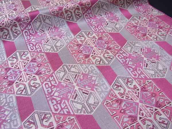 花美人着物■本場筑前博多織　八寸名古屋帯　亀甲文　銀糸　逸品　i2488