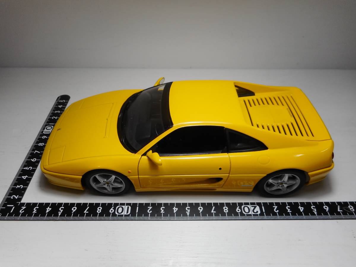 F355 1⁄18 Ferrari | UT Models 1:18 Berlinetta – 希少美品値下