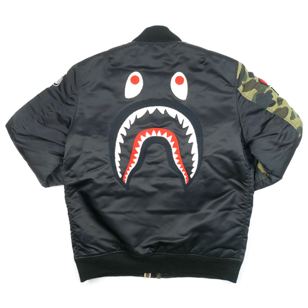 A BATHING APE ア ベイシング エイプ シャークMA-1ジャケット 黒 Size