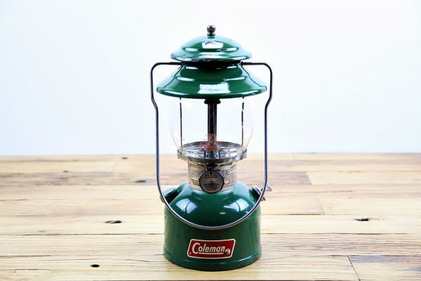 061 11/1980-A ☆Coleman GREEN グリーン 200A ランタン オールド