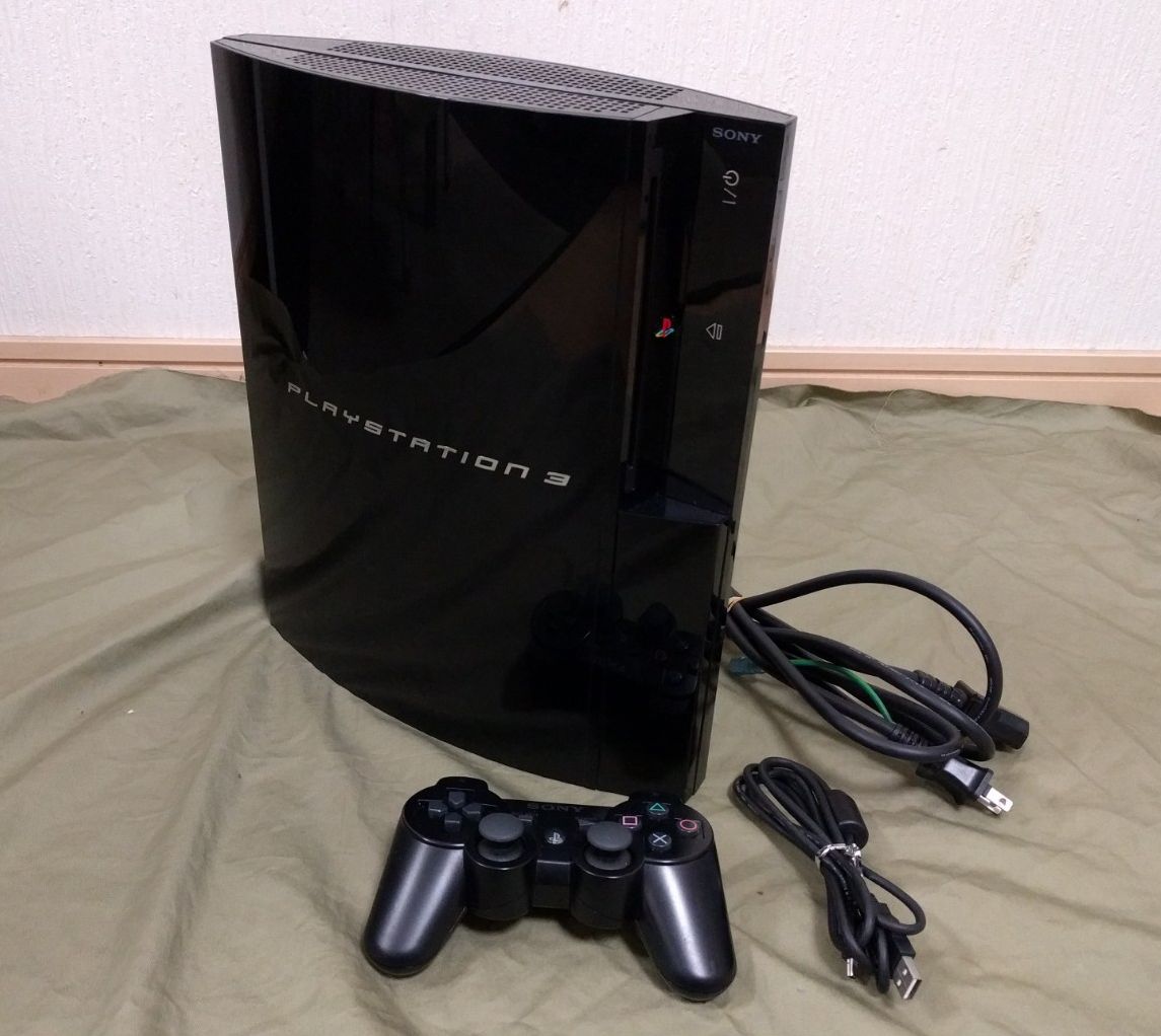 中古品PS3 PlayStation3 ＋ソフト4つ