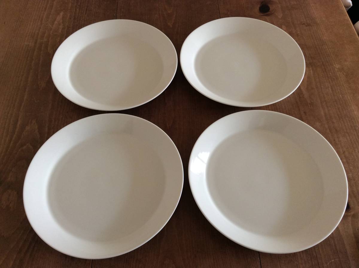 iittala　イッタラ　Teema　プレートφ23　4枚セット　// カイフランク　アラビア　伊藤まさこ　ナチュリラ　堀井和子　リンネル　クウネル