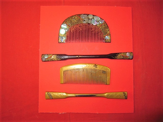 美麗、時代物蒔絵細工　櫛・笄セット　２組