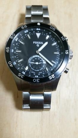 FOSSIL FOSSILが新タイプのハイブリッドスマートウォッチ 
