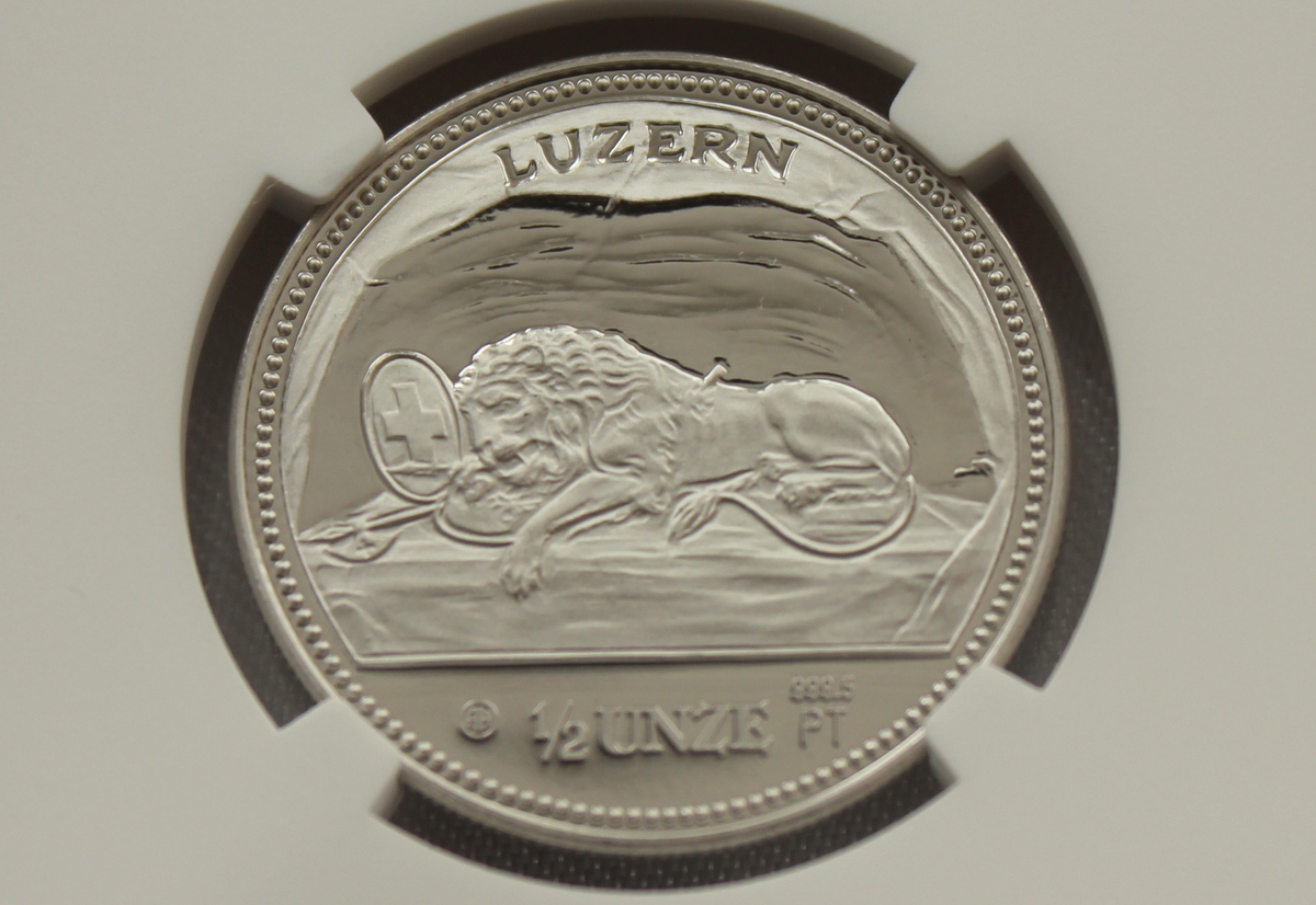 1988 スイス 嘆きのライオン プラチナ 1/2オンス NGC PF69 ULTRA CAMEO