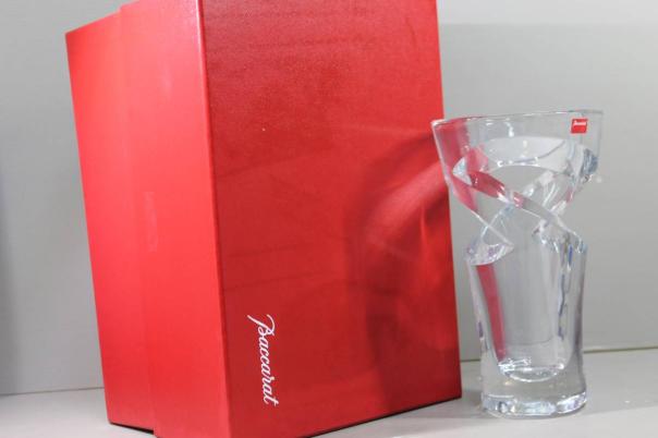 バカラ | 高級クリスタル花瓶 日本 花瓶 Baccarat クリスタル Sサイズ