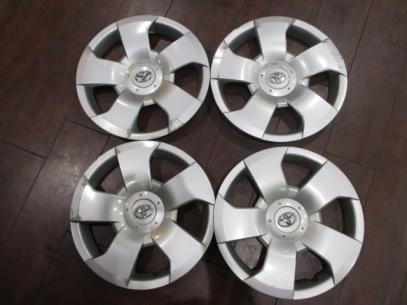 中古★トヨタ純正NCP81 NCP85シエンタ用14インチホイールディスクキャップ4枚一台分セット★42602-52350★ドレスアップに★シルバー★即納