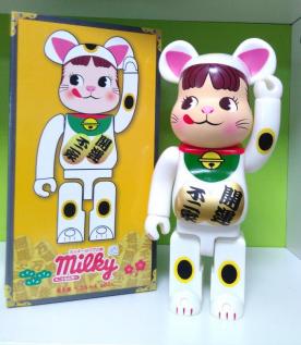 BE@RBRICK 400% 不二家招き猫 MEDICOM ベアブリック 400% 買取BE