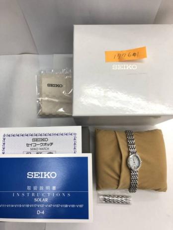 SEIKO/エクセリーヌ ダイヤベゼル ソーラー腕時計 V117-0AV0 ほとんど
