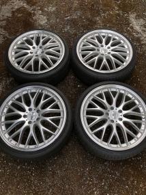 ロクサーニ MULTIFORCHETTA 20インチ 8J PCD 114.3 グッドイヤー 225