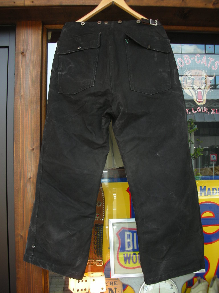 安い，大人気 40S50S ビンテージ BODYGUARD 黒 ファイヤーマンパンツ 34X30 サスペンダーボタン/ライニング脱着可能(Mサイズ)｜売買されたオークション情報、yahooの商品情報をアーカイブ公開 - オークファン Mサイズ
