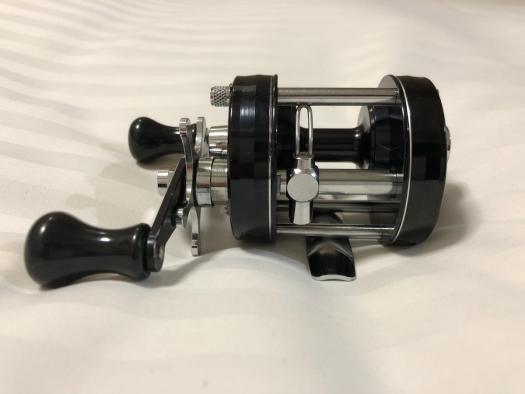 希少品 アブ アンバサダー 2500C ブラック フットナンバー89-0 89-90