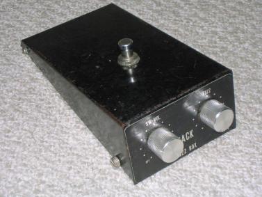 YACK YF-2 FUZZ BOX - エフェクター写真館 【真のレア品】 YACK FUZZ