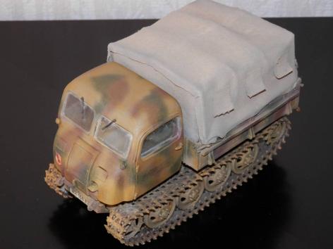 イタレリ　１/35　RSO/01 牽引車　完成品