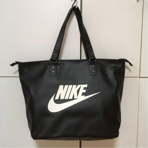  タグ付き NIKE ナイキトートバック ナイキトート ナイキヘリテージ トートバッグ ジム かばん カバン 黒 ブラック トラベル BZ9797(トートバッグ)｜売買されたオークション情報、yahooの商品情 トートバッグ