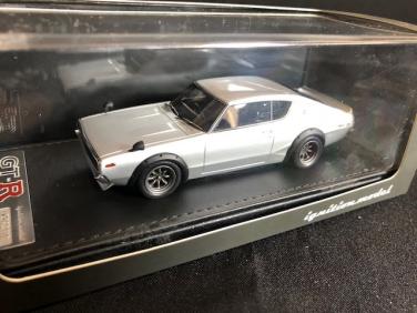 イグニッションモデル 1/43 ニッサン スカイライン 2000 GT-R (KPGC110) シルバー００３６