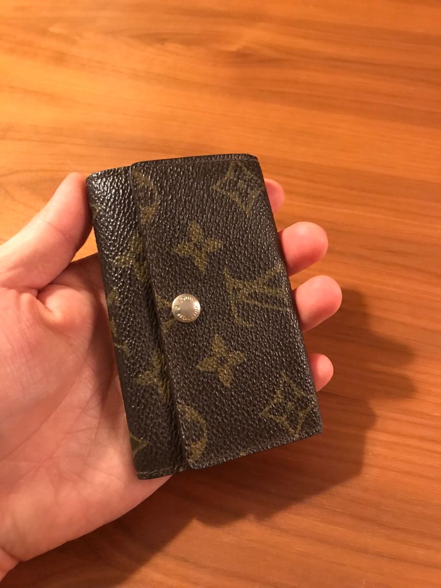 90%off送料無料4万■良品本物保証■ LOUIS VUITTON ルイヴィトン モノグラム ミュルティクレキーケース 