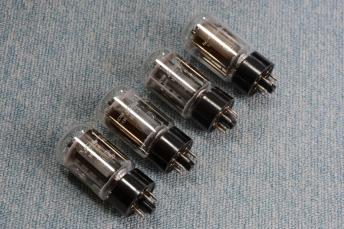 豊富な，お得 特選真空管 Ｔｏｓｈｉｂａ ＨｉＦｉ ６Ｌ６ＧＣ ４本(真空管)｜売買されたオークション情報、yahooの商品情報をアーカイブ公開 - オークファン 真空管