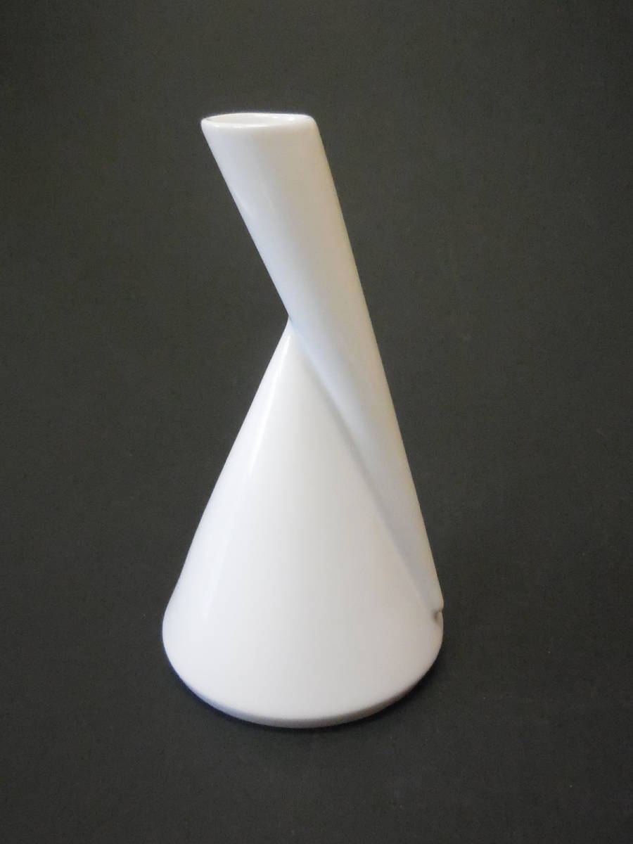デザイン 白磁酒器 越後鶴亀 稀少ジウジアーロ 上原酒造 徳利 お猪口