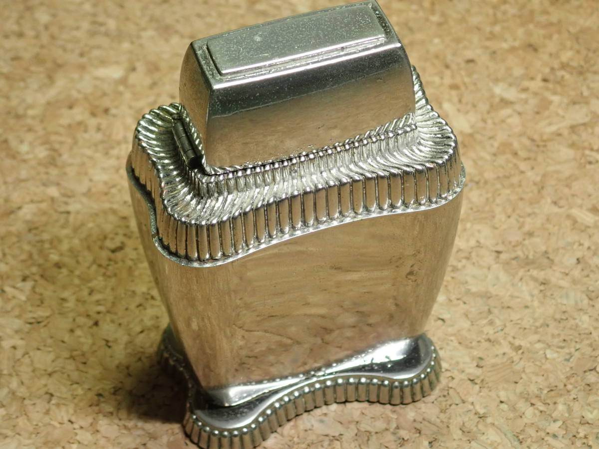 Zippo Lady Bradford Table Vintage Lighter Flame Collectors — 1949 