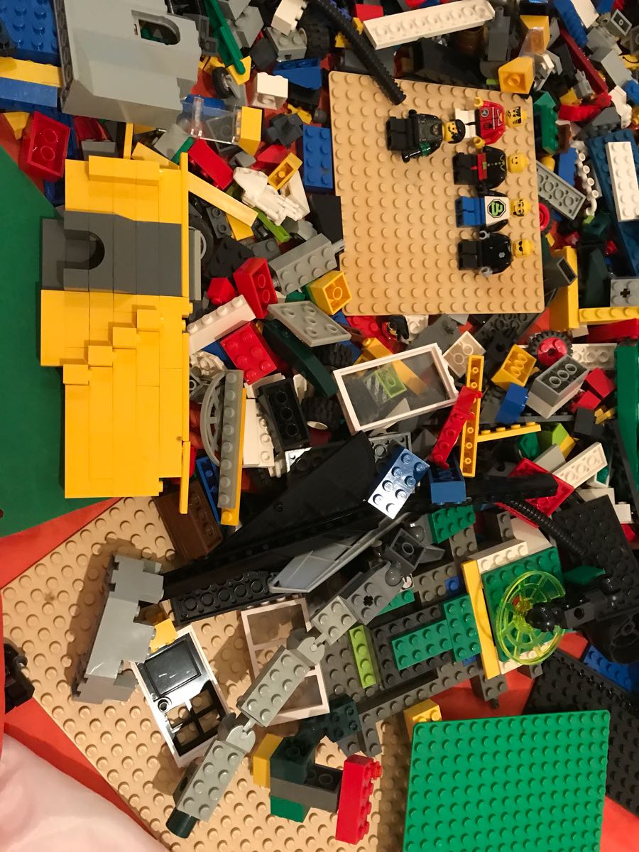 レゴ ジャンク 3.6キロ 大量 ミニフィグ 家 城 など