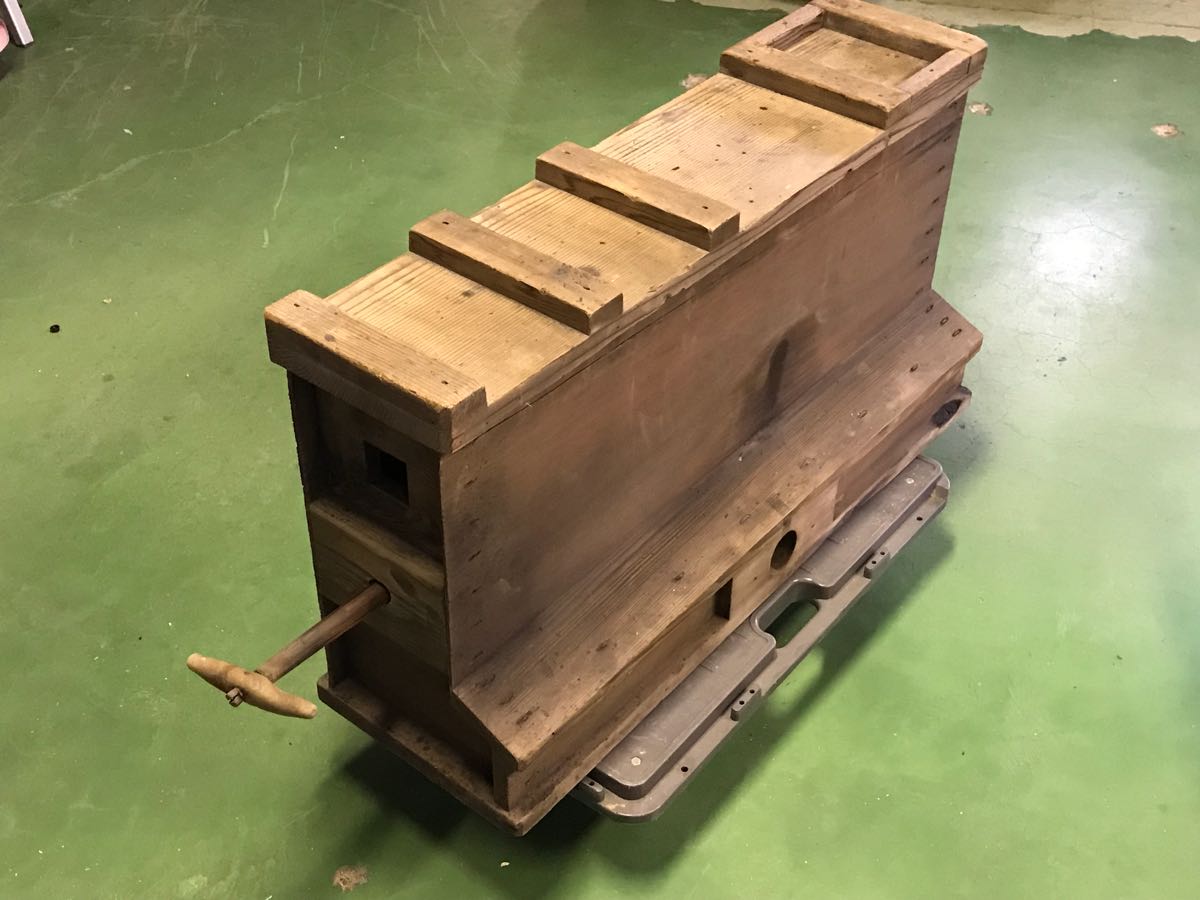 品 箱鞴 ふいご 鍛冶屋 時代物道具 檜 手作り送風機 アンティーク道具 オブジェ 飾り 置物 /F(雑貨)|売買されたオークション情報 ...