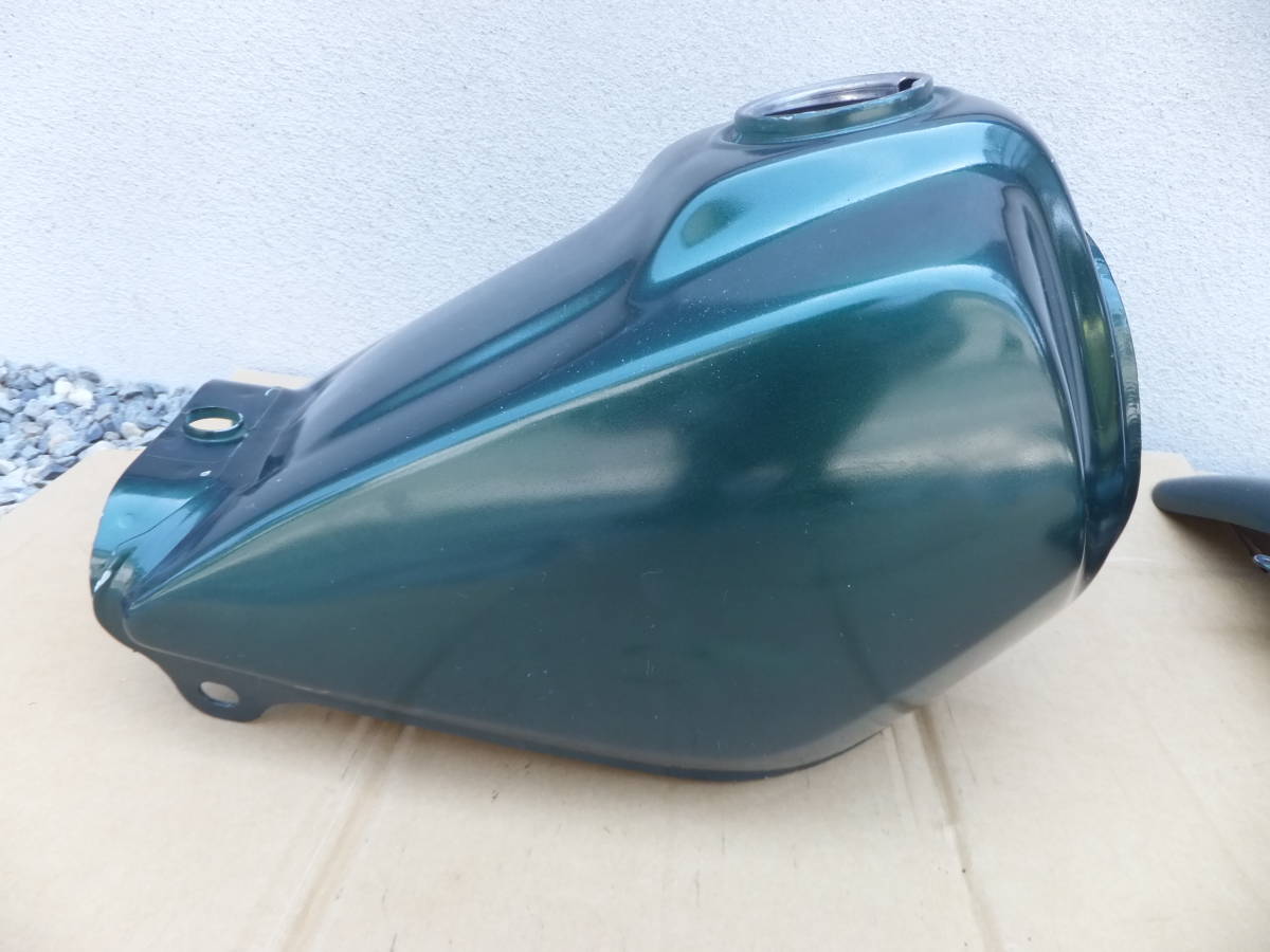 ヤマハ タンク フロントフェンダー TW200 TW125 TW225 ガソリンタンク