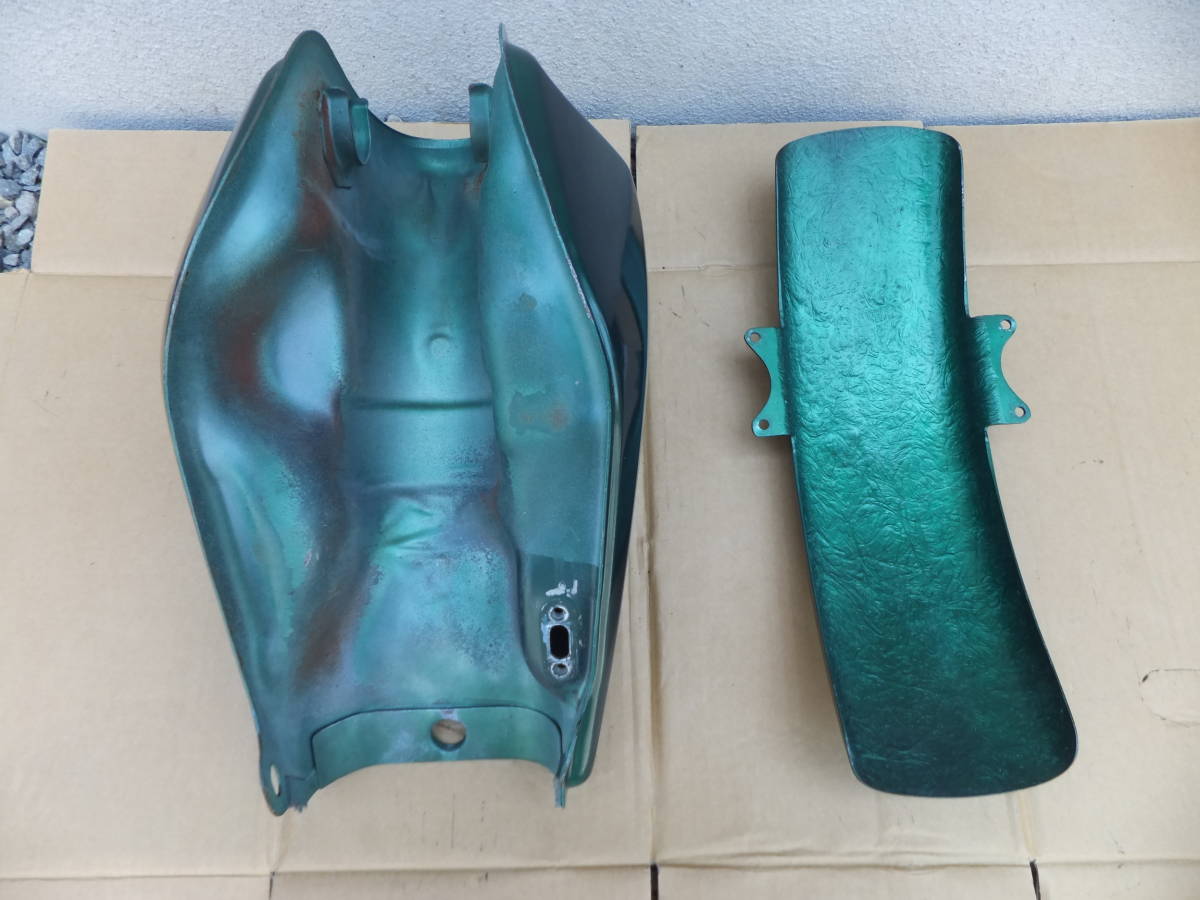 TW200 タンク フロントフェンダーセット (TW225) 【公式通販】