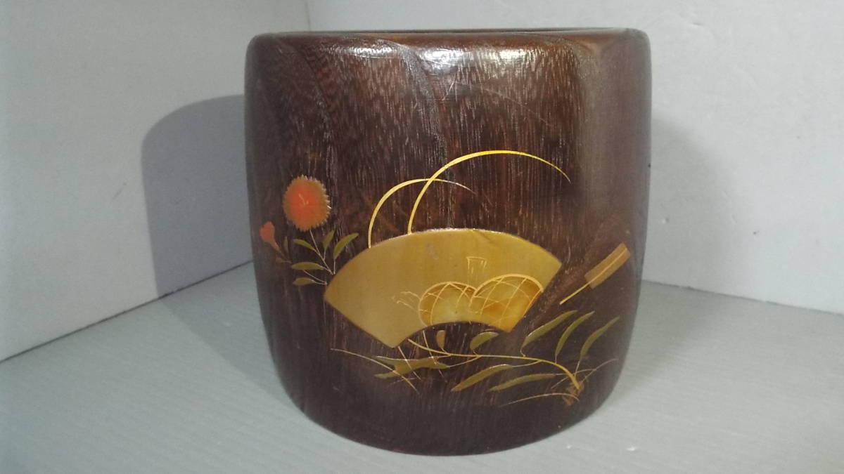 胴径18，5cm。豪華本金扇面蝶図蒔絵時代桐火鉢。 Yahoo