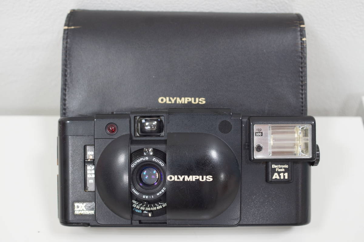 AE-1 50mm Canon 35mmフィルムカメラ 1:1.8レンズ付き キヤノンから