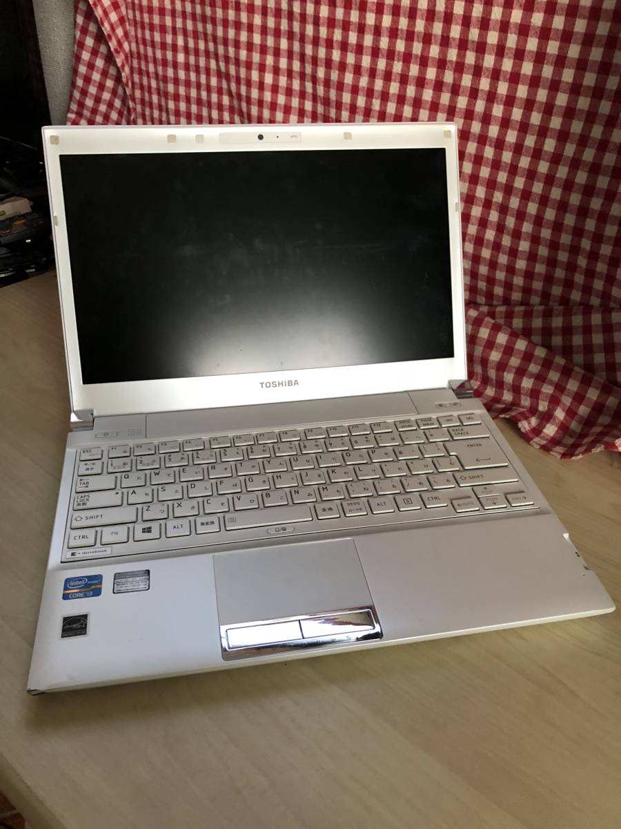 東芝 dynabook R732 G Core i3 OS無