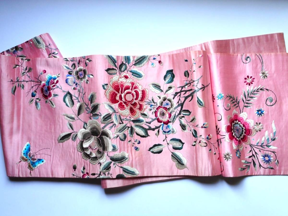 豪華な中国刺繍の帯 ／ 花柄の総刺繍 ／ 袋帯 ／ 中古 花美人着物 