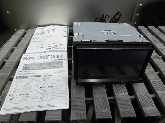 AVIC-RZ55 地図2018 TV/DVD/CD/BT/USB carrozzeria メモリーナビ AVIC-RZ55 取扱説明書付 取付説明書付 中古