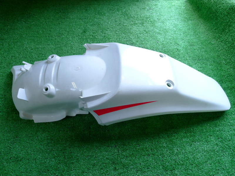 ☆CRM250AR (MD32) 純正リアフェンダー D1913 CRM250AR 純正 ホンダ 白