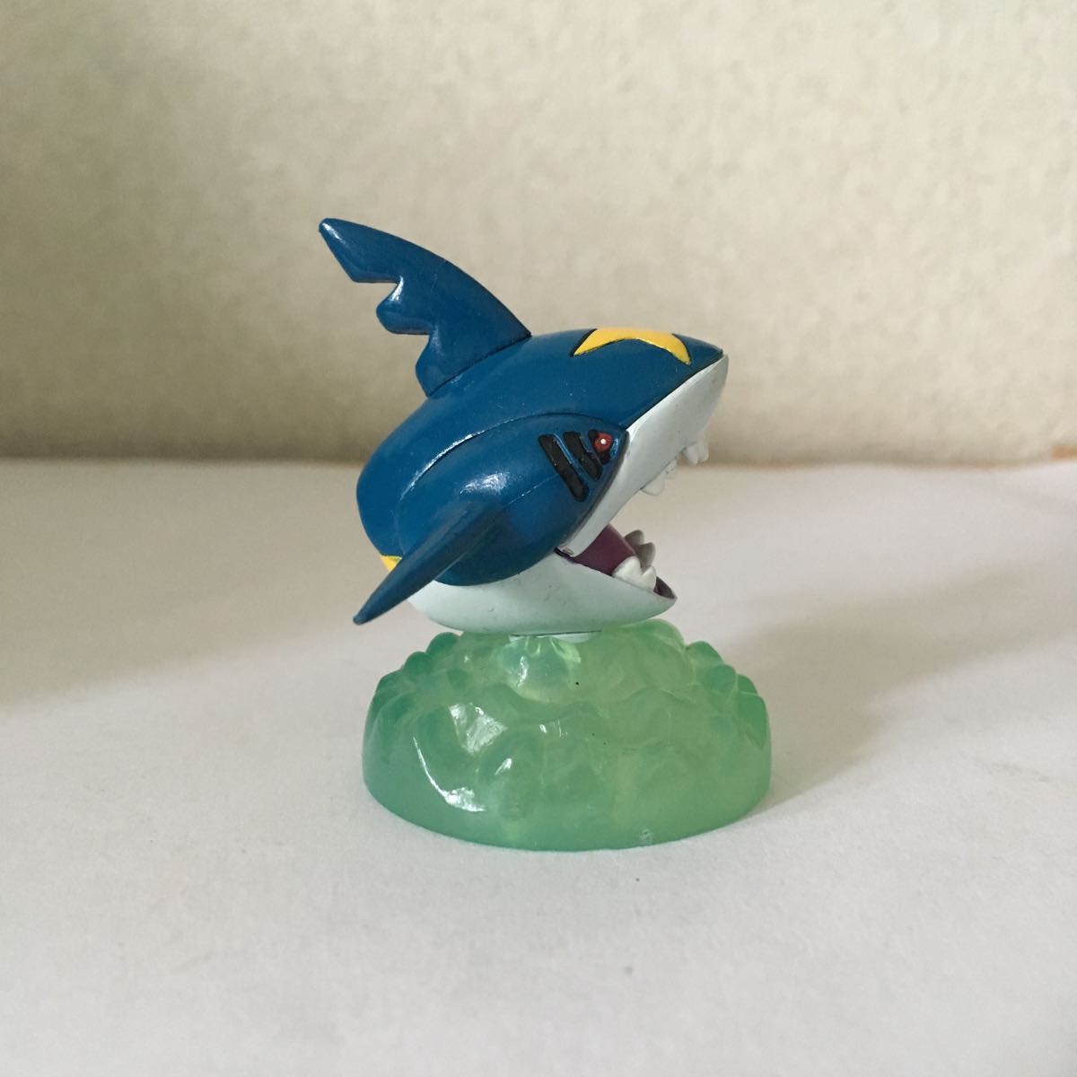 卸・仕入れなら ポケモン モンコレ サメハダー フィギュア TOMY 初期 