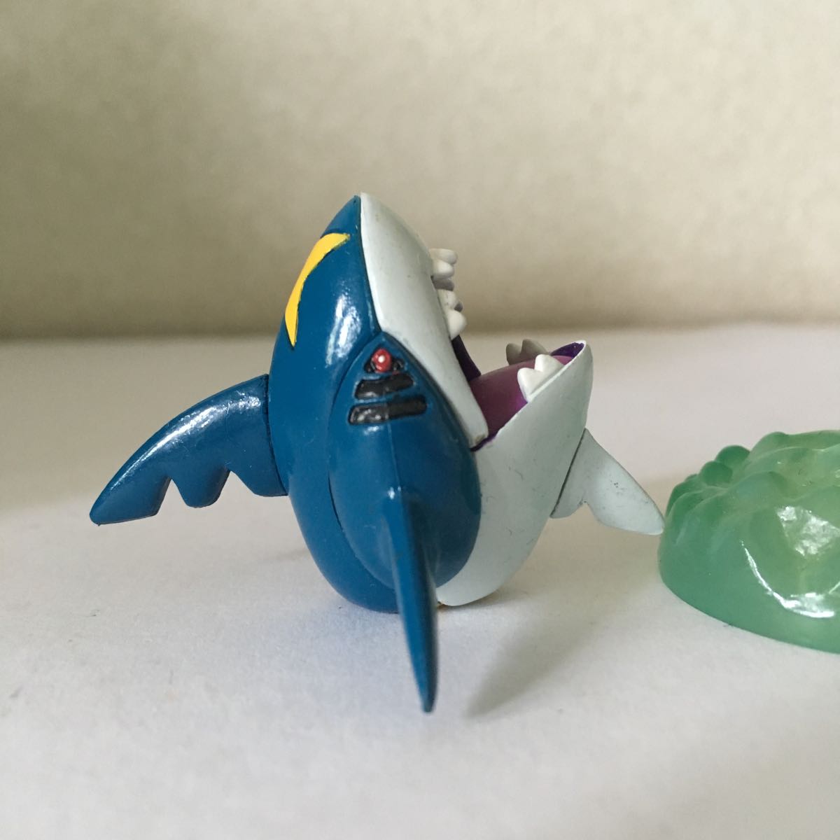 卸・仕入れなら ポケモン モンコレ サメハダー フィギュア TOMY 初期 