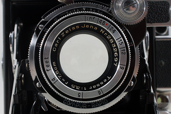 Zeiss Super Ikonta イコンタ Tessar 75mm f3.5 稀少美品♪】 ZEISS IKON SUPER SEMI IKONTA III 531 027 Carl Zeiss