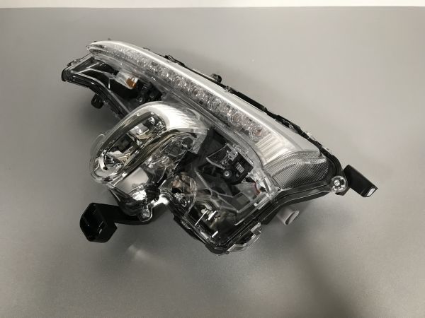 プリウスPHV ウインカーレンズ フォグライト ZVW52 プリウスPHV ウインカーレンズ フォグライト ZVW52 楽天市場】zvw52