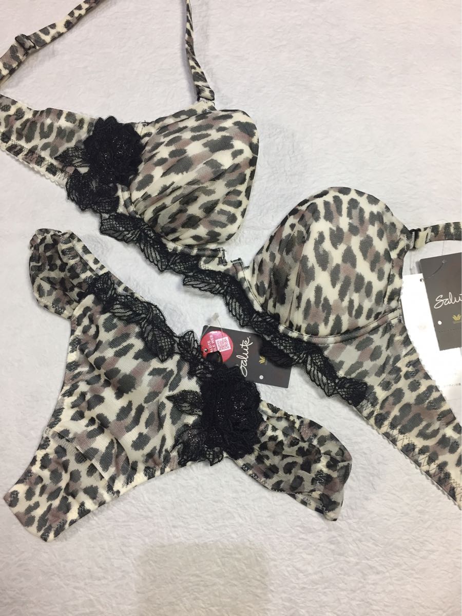 新品タグ付き　サルート　ベニス　D70&Mソング　WH 豹柄 サルート ワコール メルカリ 白雪姫 2026年最新サルート 下着・アンダーウェアの人気アイテム