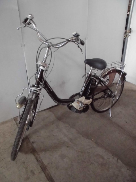 ②2300番 電動自転車 バッテリOK 点検⁄整備済 内装3段 MIYATA 電動 24in