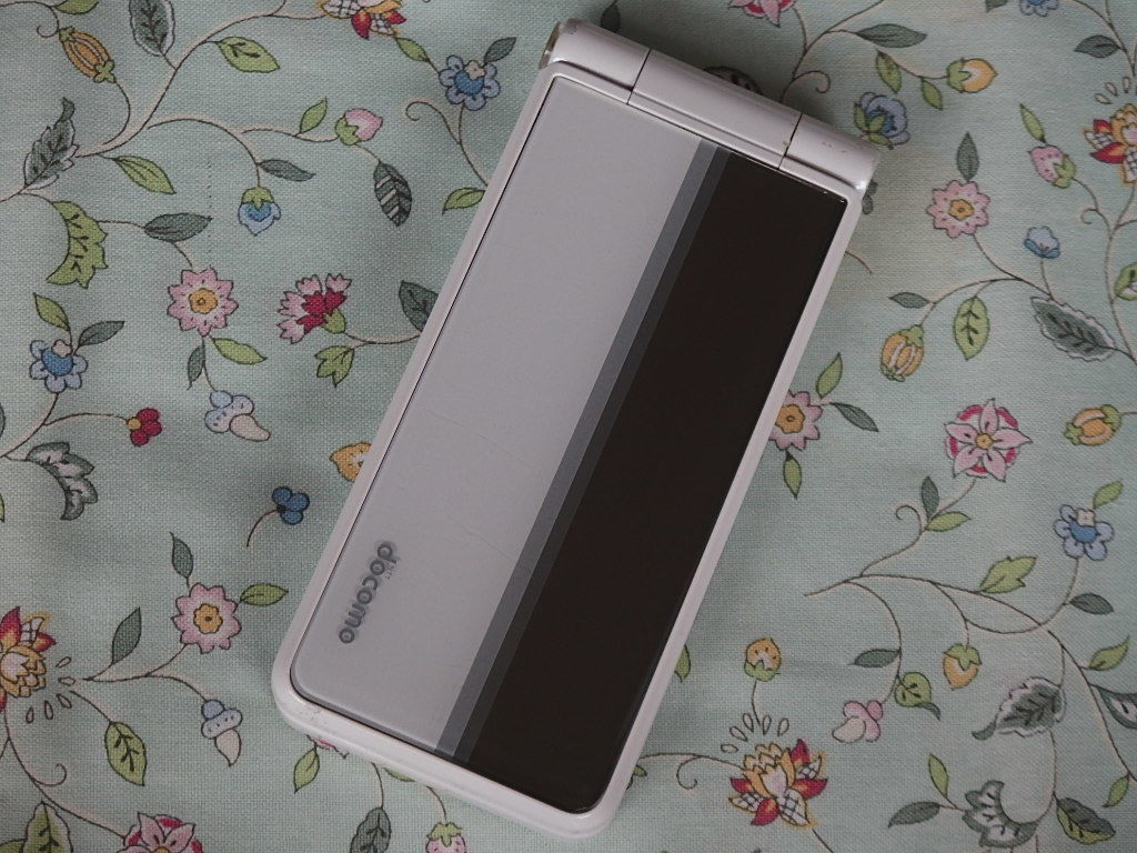 大人気，本物保証 docomo Ｐ－０１Ｆ ホワイト(携帯電話)｜売買されたオークション情報、yahooの商品情報をアーカイブ公開 - オークファン パナソニック、松下通信工業