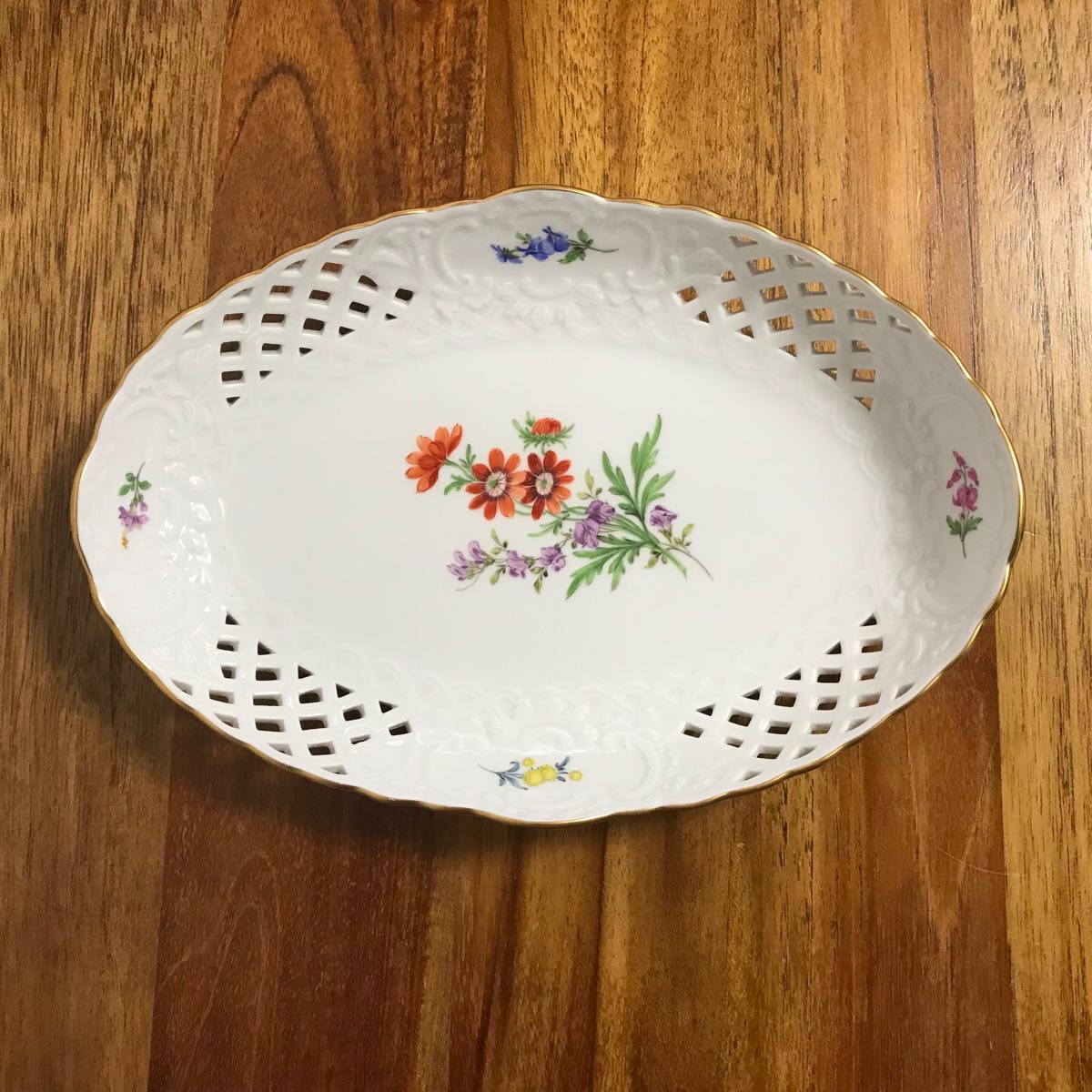 マイセン オーバル皿 バスケット 変形皿 花柄 Meissen マイセン オーバル バスケット オーバル皿 変形皿 花柄 送料